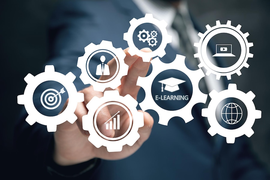 PERCORSI PER LE COMPETENZE TRASVERSALI E L'ORIENTAMENTO: TECNICHE,MODELLI, STRATEGIE, RUOLI E FUNZIONI